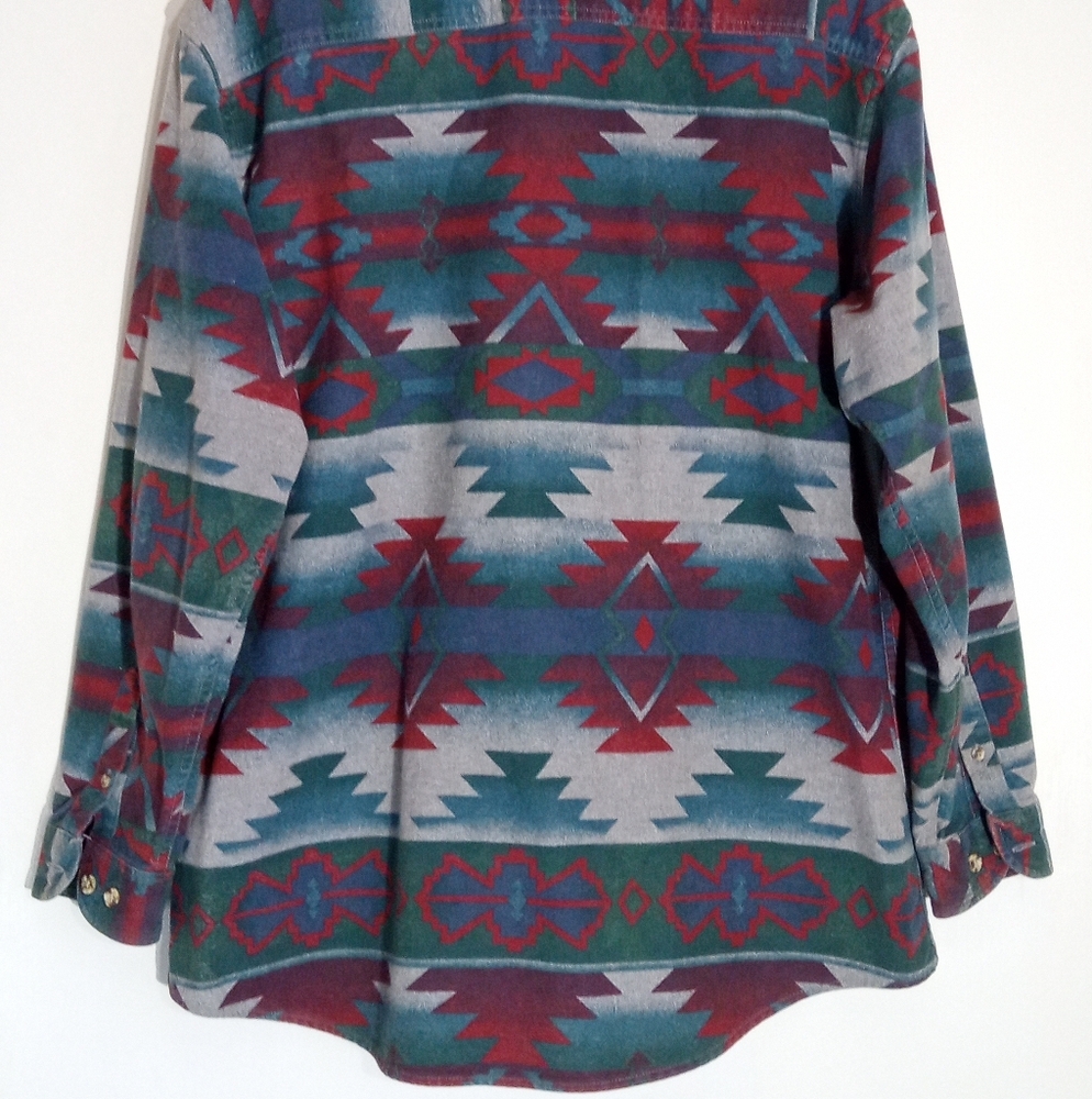 Cabela's southwestern style flannel long sleeve button down shirt - Picture 8 of 8